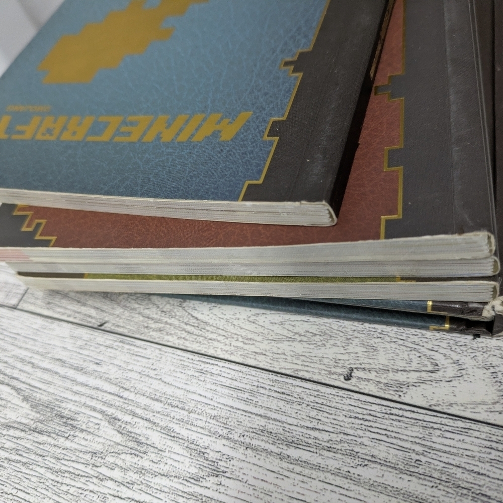 Minecraft Hardcover Book Set - Picture 11 of 11